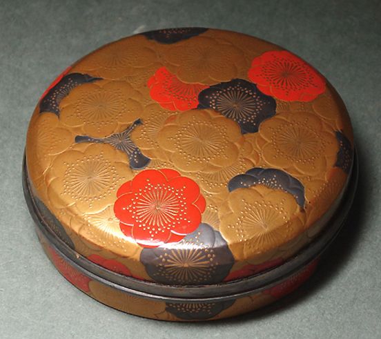 143japanese gold lacquer makie