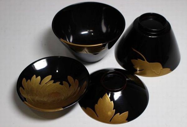 67japanese gold lacquer makie